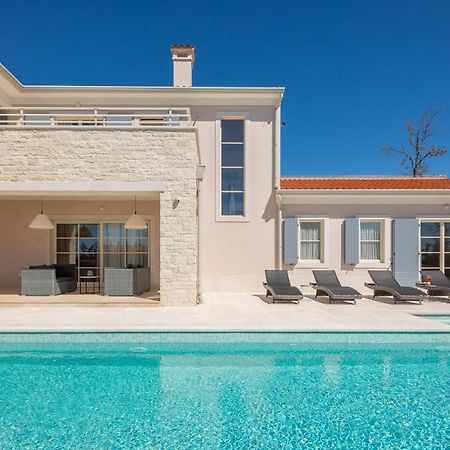 Villa Harmony By Ilc Brtonigla Bagian luar foto