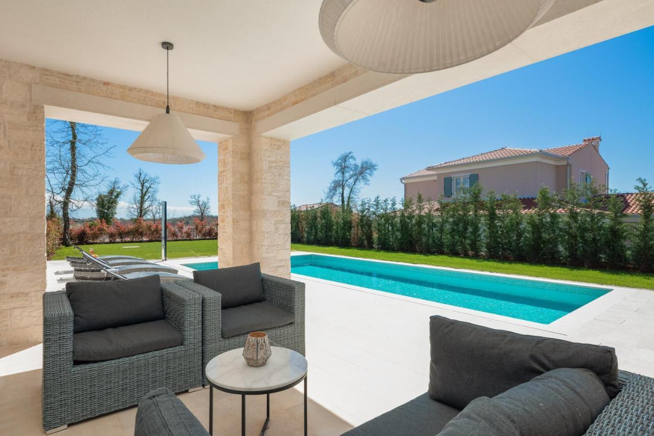 Villa Harmony By Ilc Brtonigla Bagian luar foto